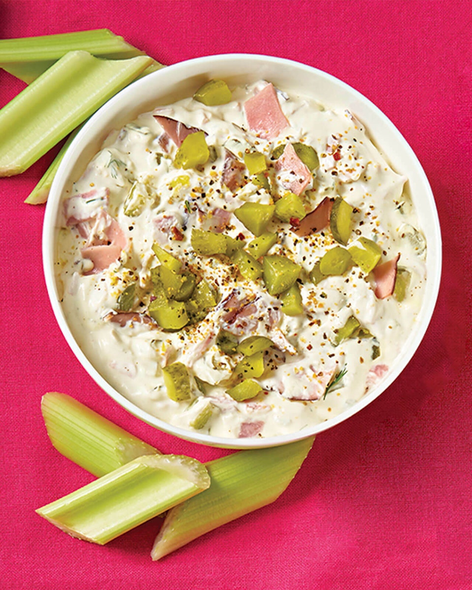 HyVee Seasons Dill Pickle Dip