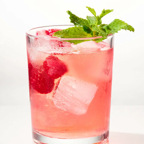 Cocktail glass of Raspberry Mint Moscow Mule