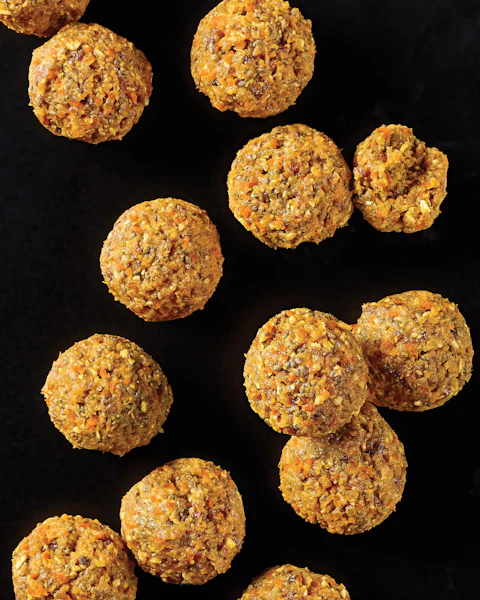 Carrot Cake Energy Bites
