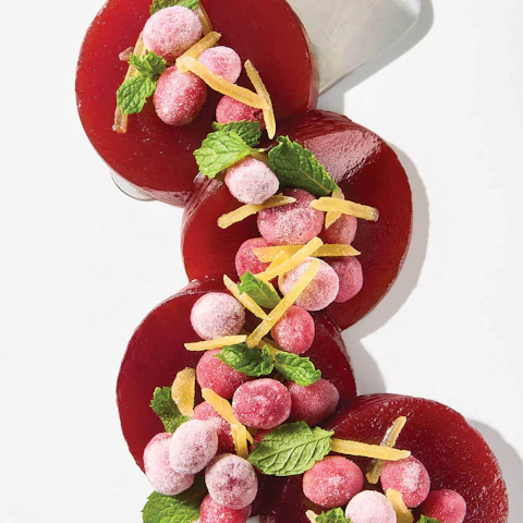 Slices of Sparkling Gingered Cranberry Sauce