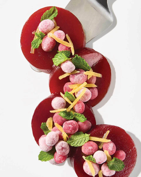 Slices of Sparkling Gingered Cranberry Sauce